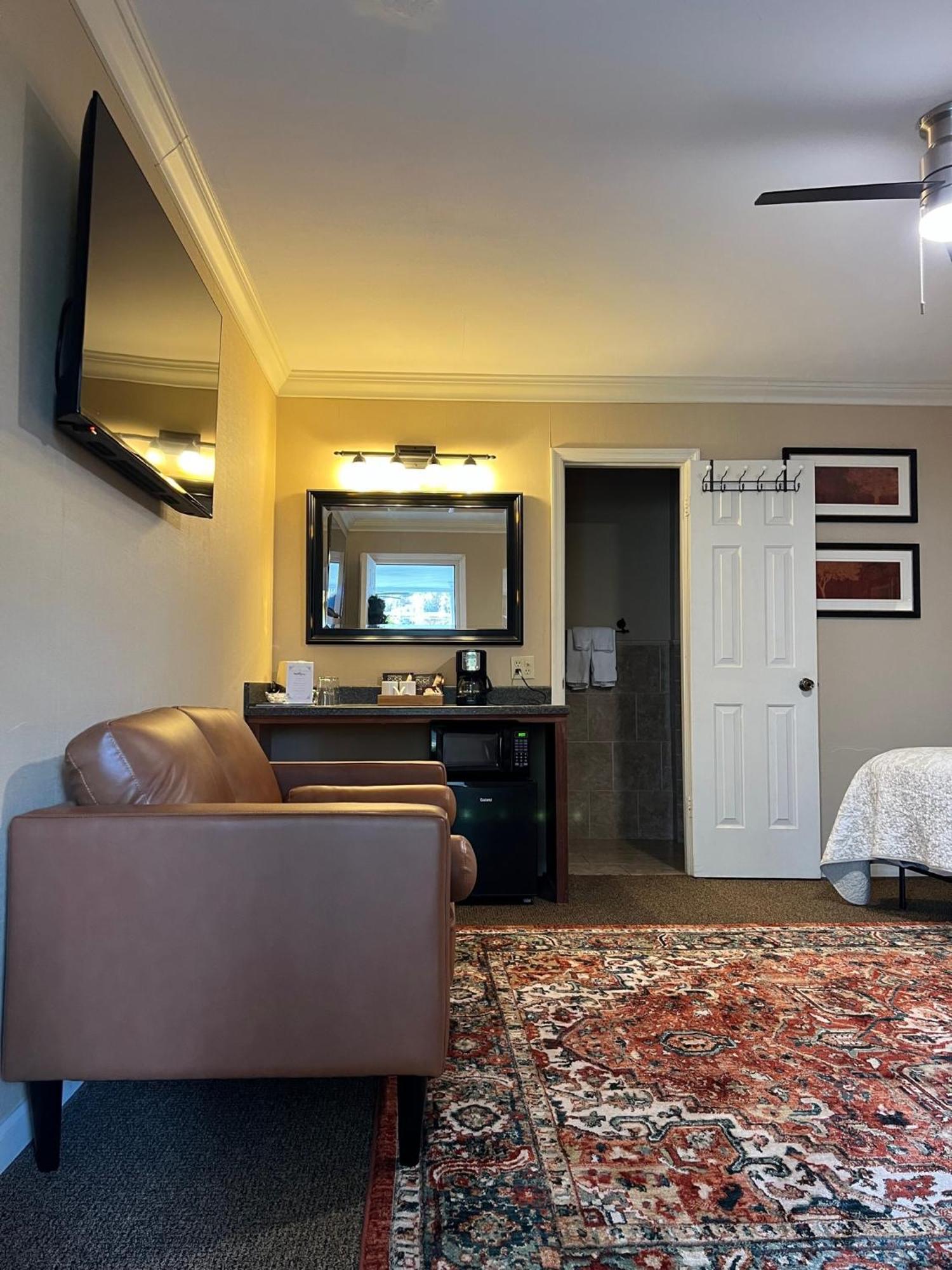 The Mount Vernon Inn Extérieur photo